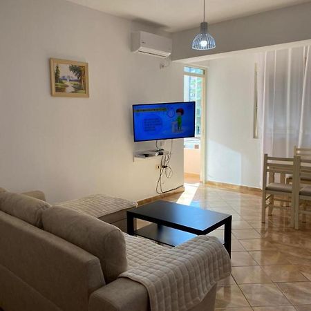 Lea Apartments Vlorë Buitenkant foto