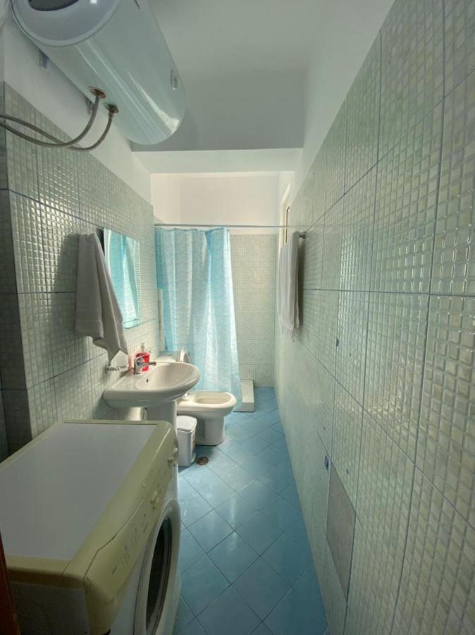 Lea Apartments Vlorë Buitenkant foto